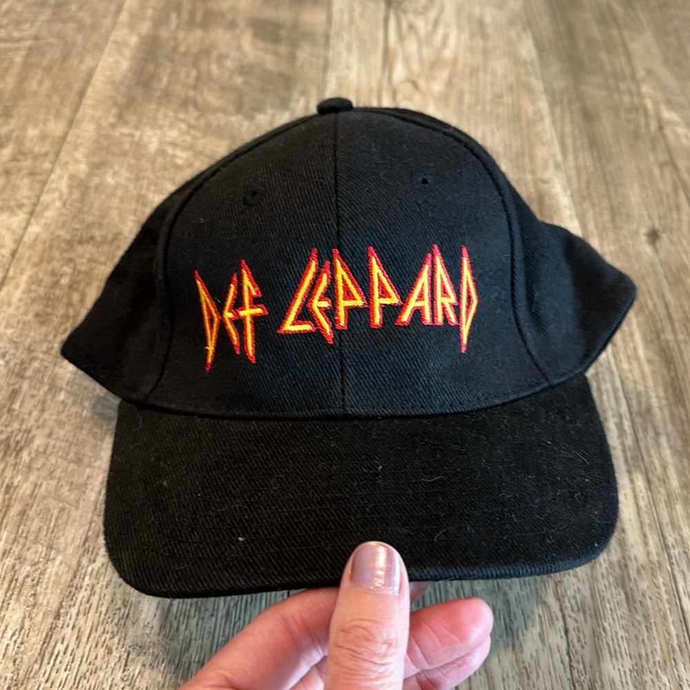 Def Leopard vintage Rock of Ages hat